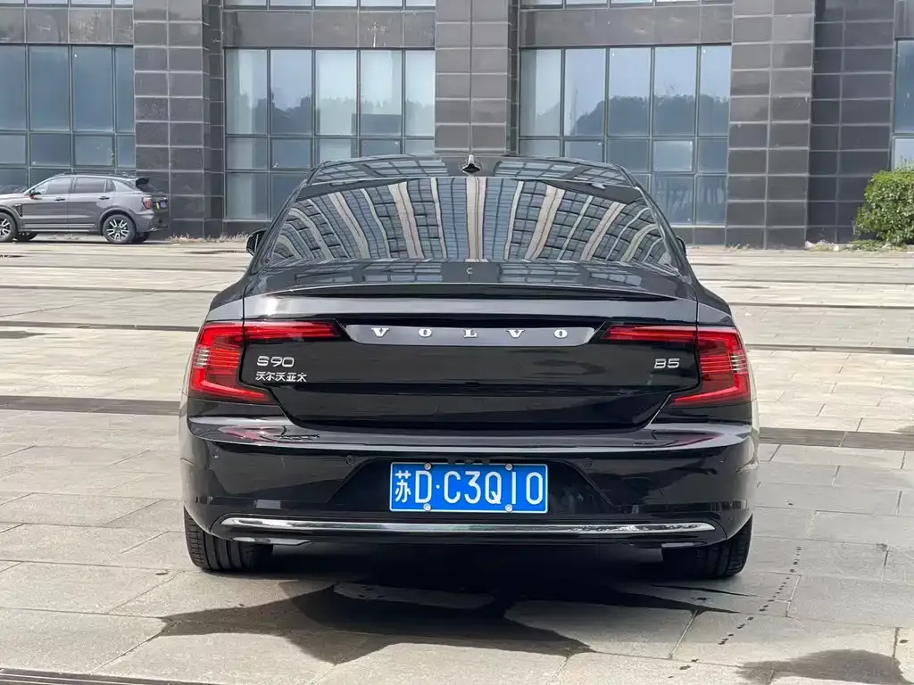 Volvo S90 — фото 2