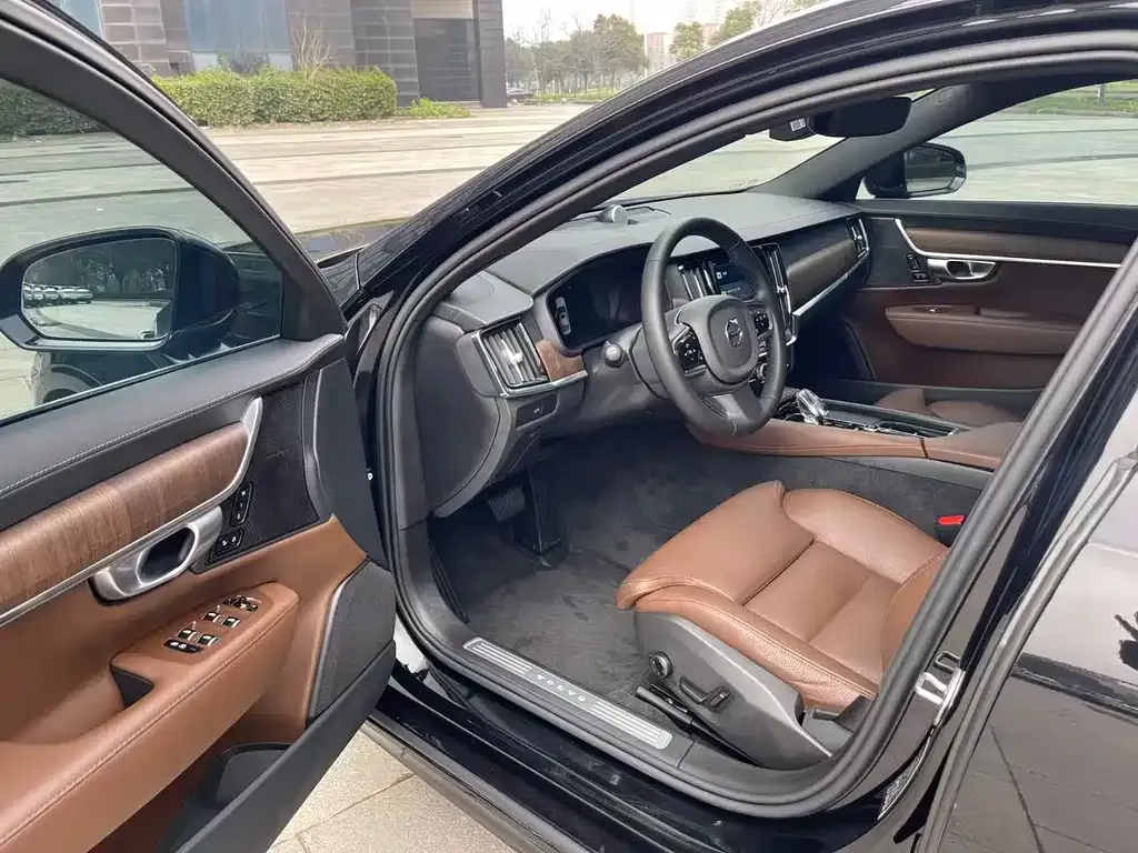 Volvo S90 — фото 6