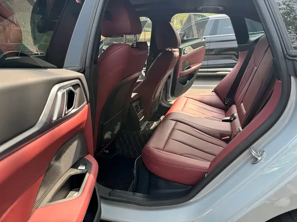BMW 4 Series 2023 из CN, фото 9