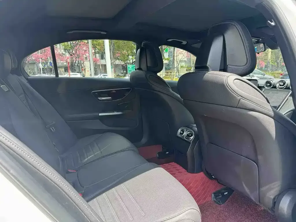 Mercedes-Benz C-Class 2024 из CN, фото 8