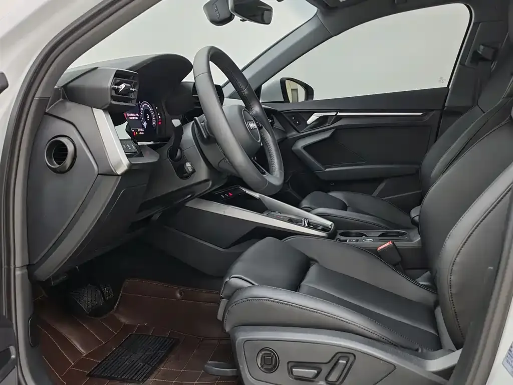 Audi A3 2022 из CN, фото 10