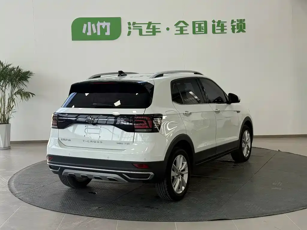 Volkswagen T-Cross — фото 7
