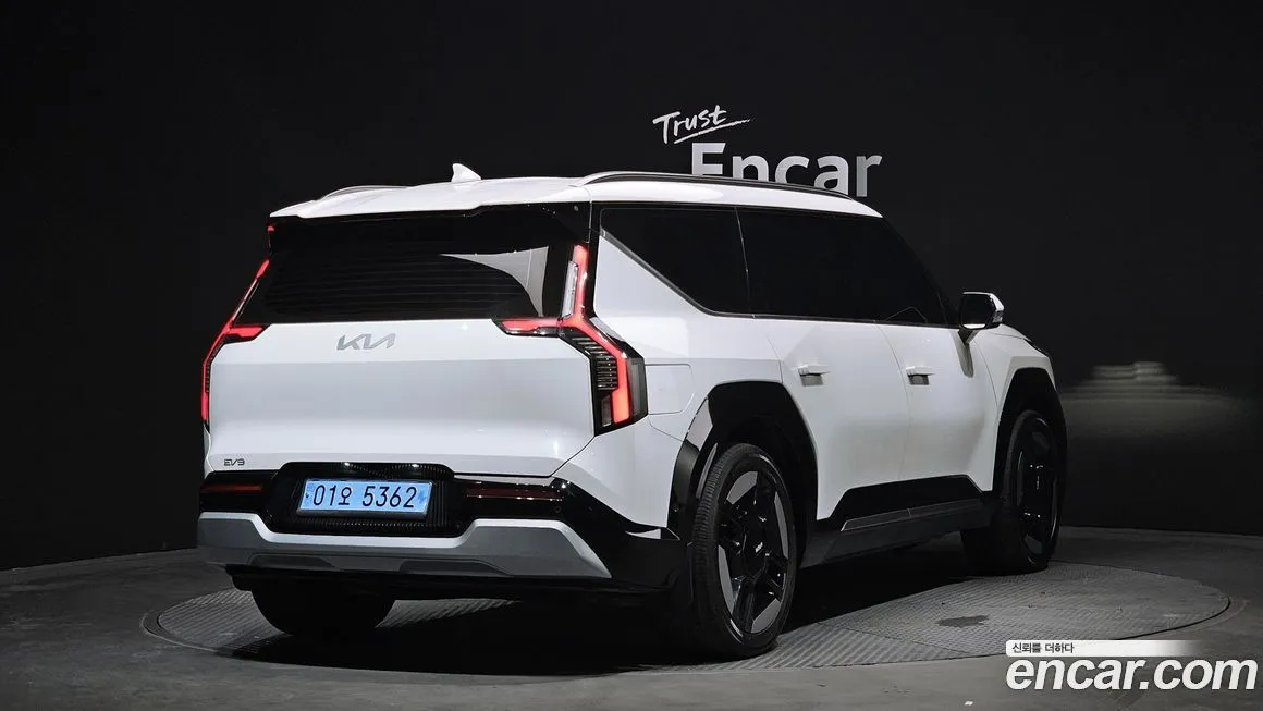 Kia EV9 2024 из KR, фото 6