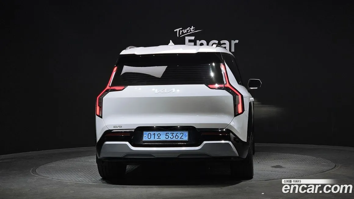 Kia EV9 2024 из KR, фото 3