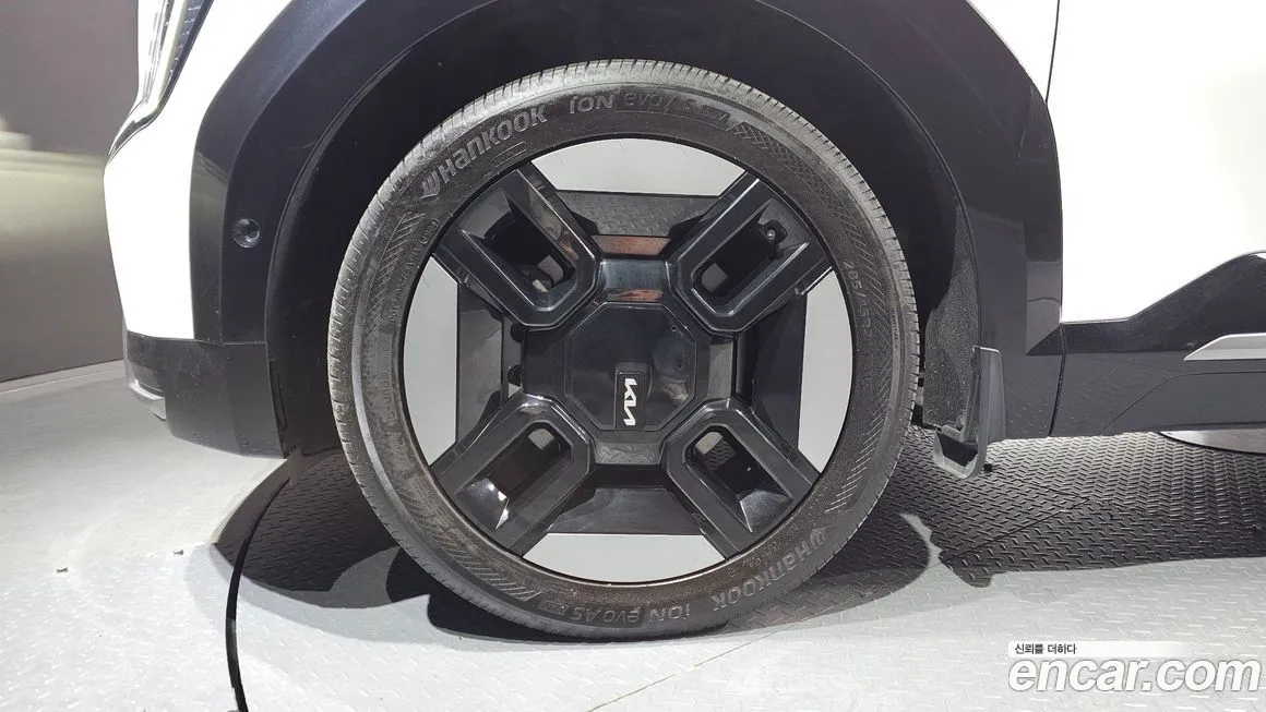 Kia EV9 2024 из KR, фото 4