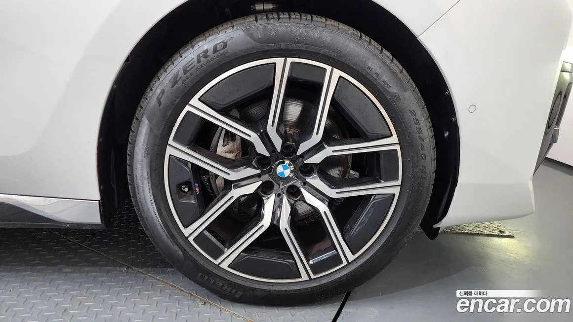 BMW 7-Series 2024 из KR, фото 9