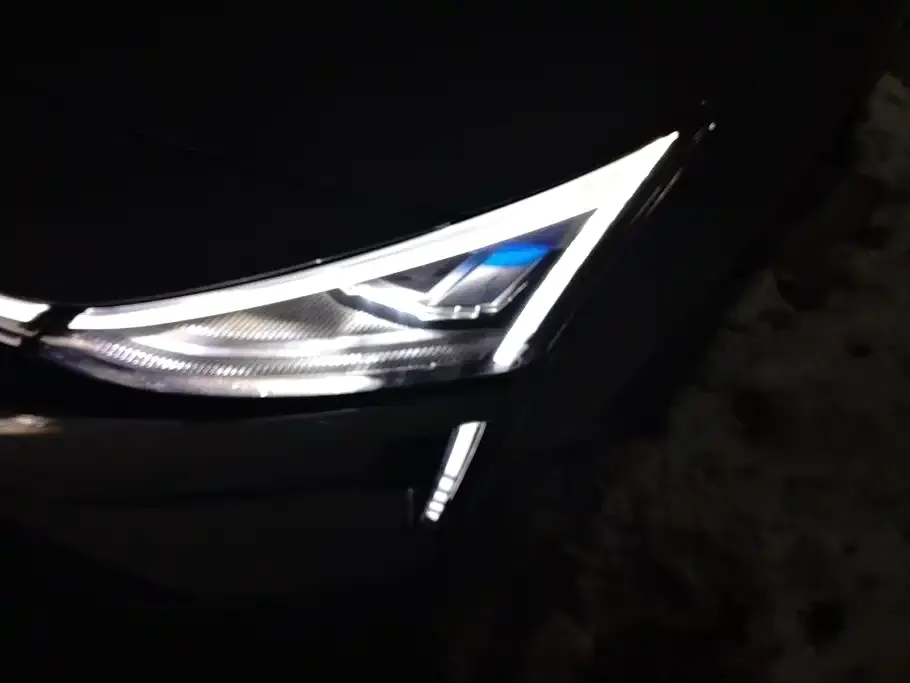 Geely Galaxy L6 — фото 4