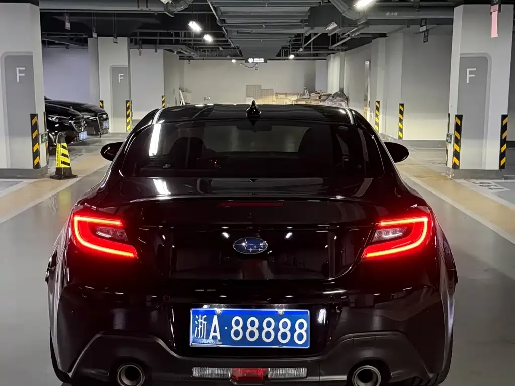 Subaru BRZ — фото 4