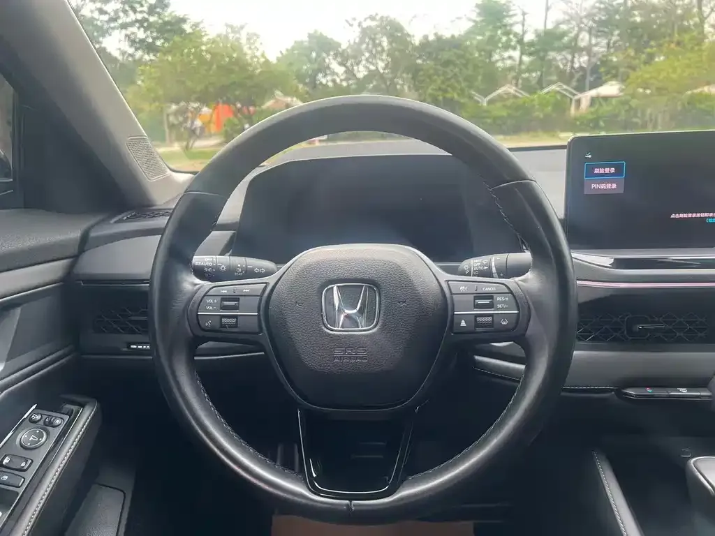 Honda Accord — фото 6