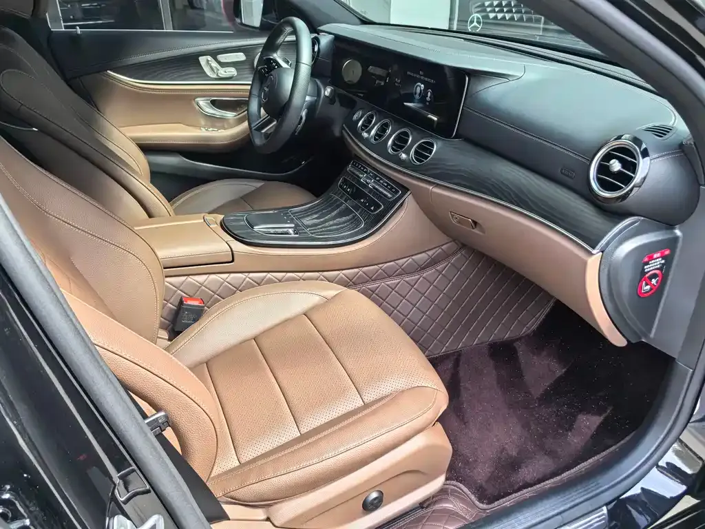 Mercedes-Benz E-Class 2023 из CN, фото 10