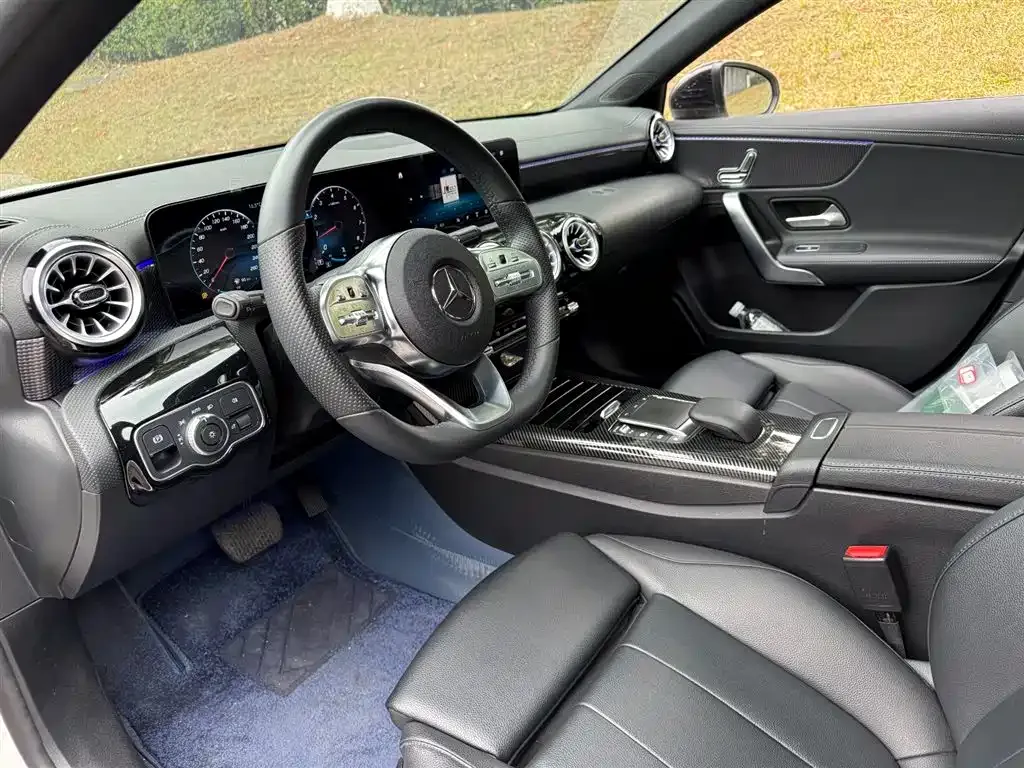 Mercedes-Benz A-Class — фото 10