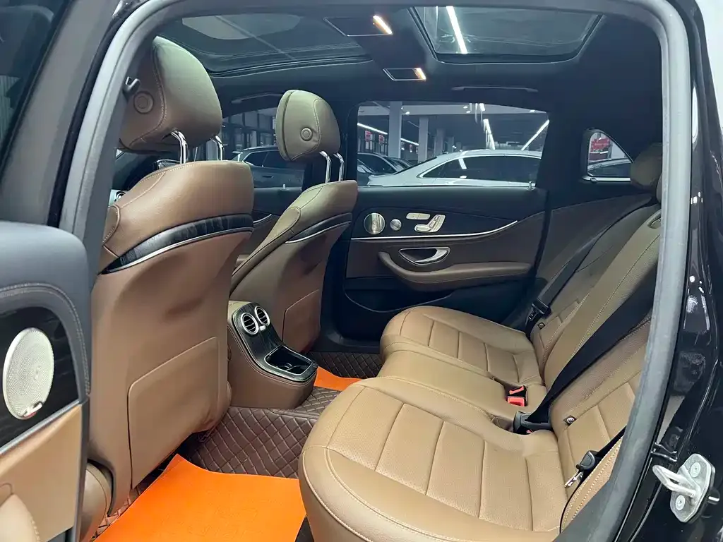 Mercedes-Benz E-Class 2022 из CN, фото 7