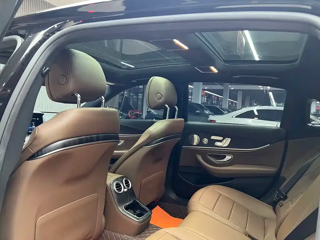 Mercedes-Benz E-Class 2022 из CN, фото 8