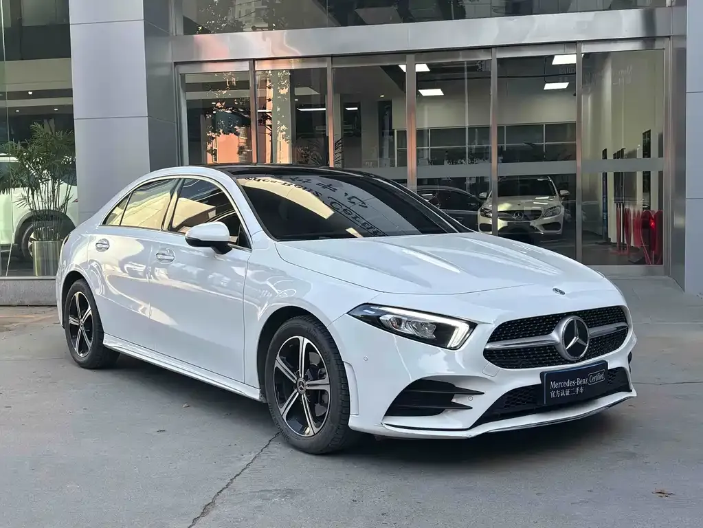 Mercedes-Benz A-Class — фото 3
