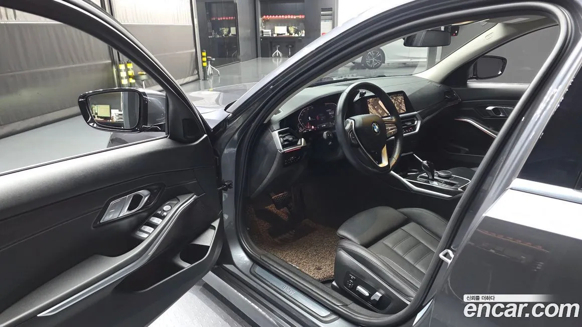 BMW 3-Series 2022 из KR, фото 7