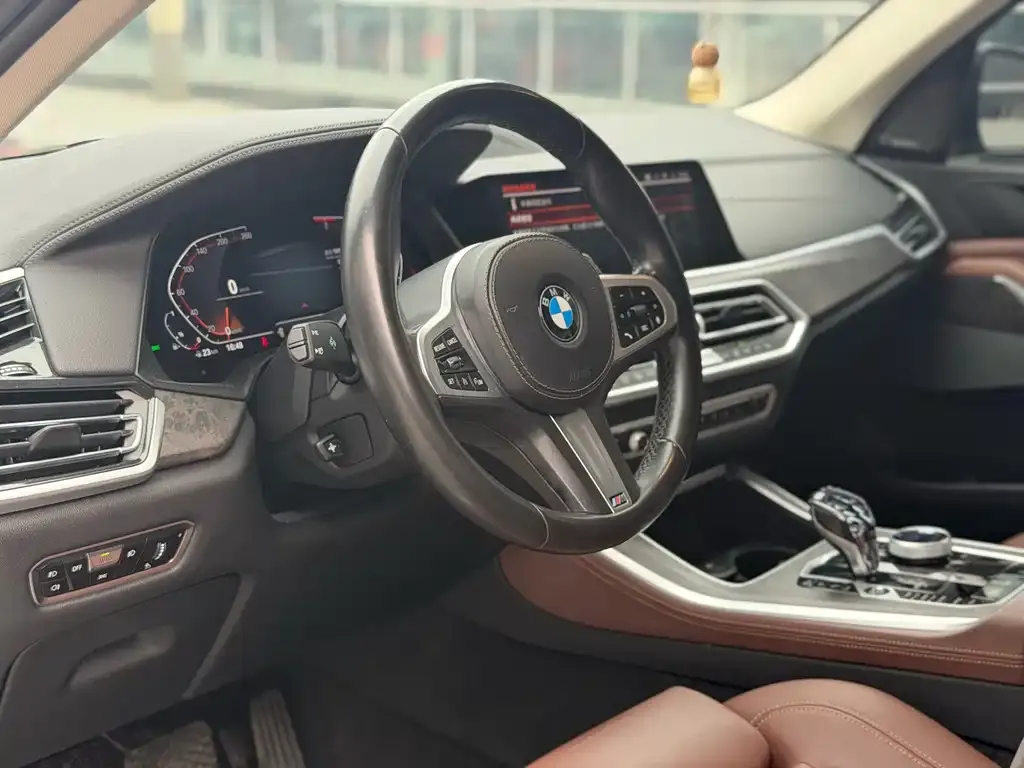BMW X5 (Import) — фото 6