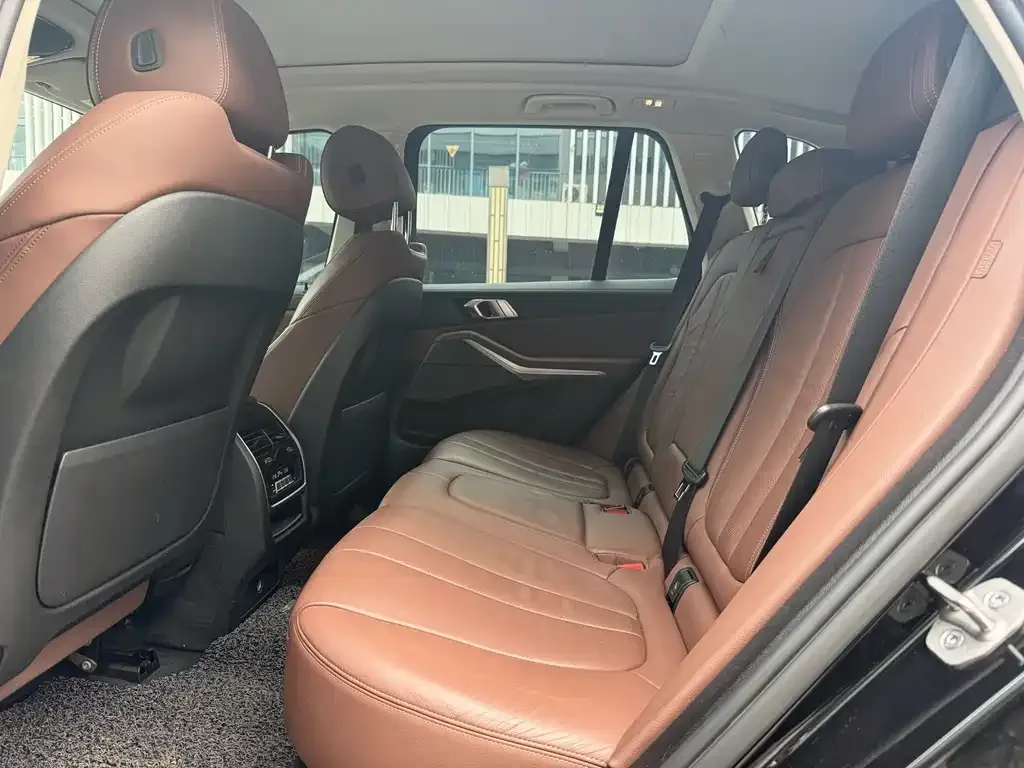BMW X5 (Import) — фото 3