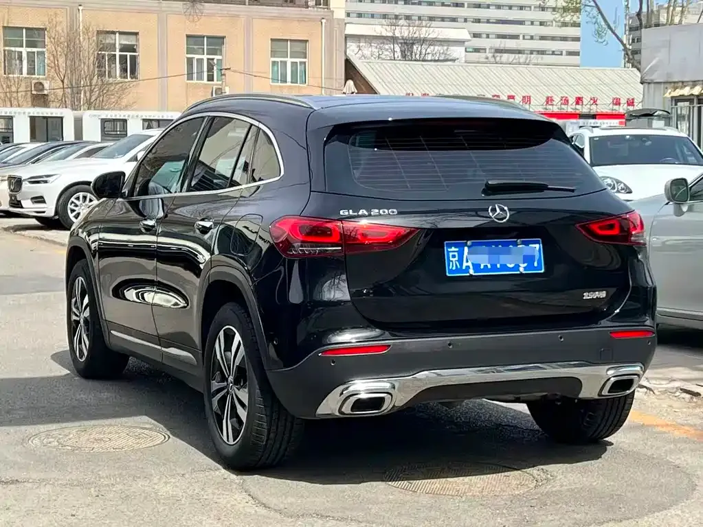Mercedes-Benz GLA — фото 6