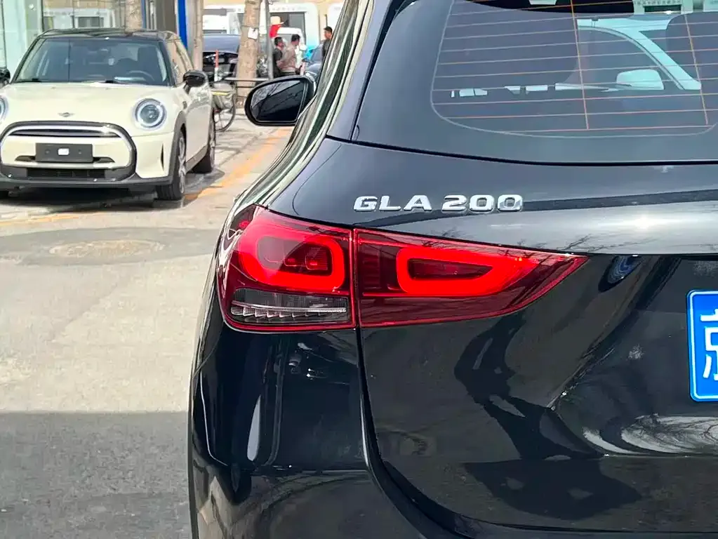 Mercedes-Benz GLA — фото 2