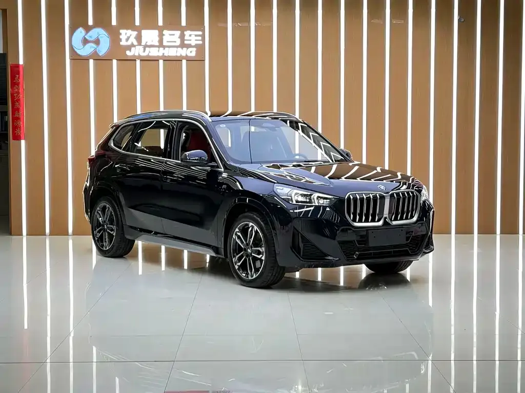 BMW X1 — фото 7