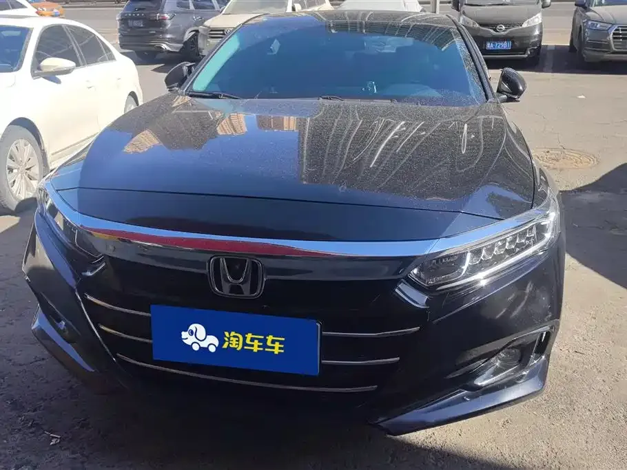 Honda Accord — фото 7