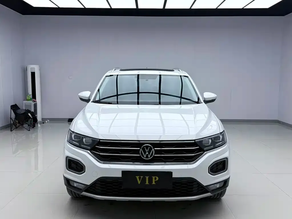 Volkswagen T-Roc 2023 из CN, фото 2