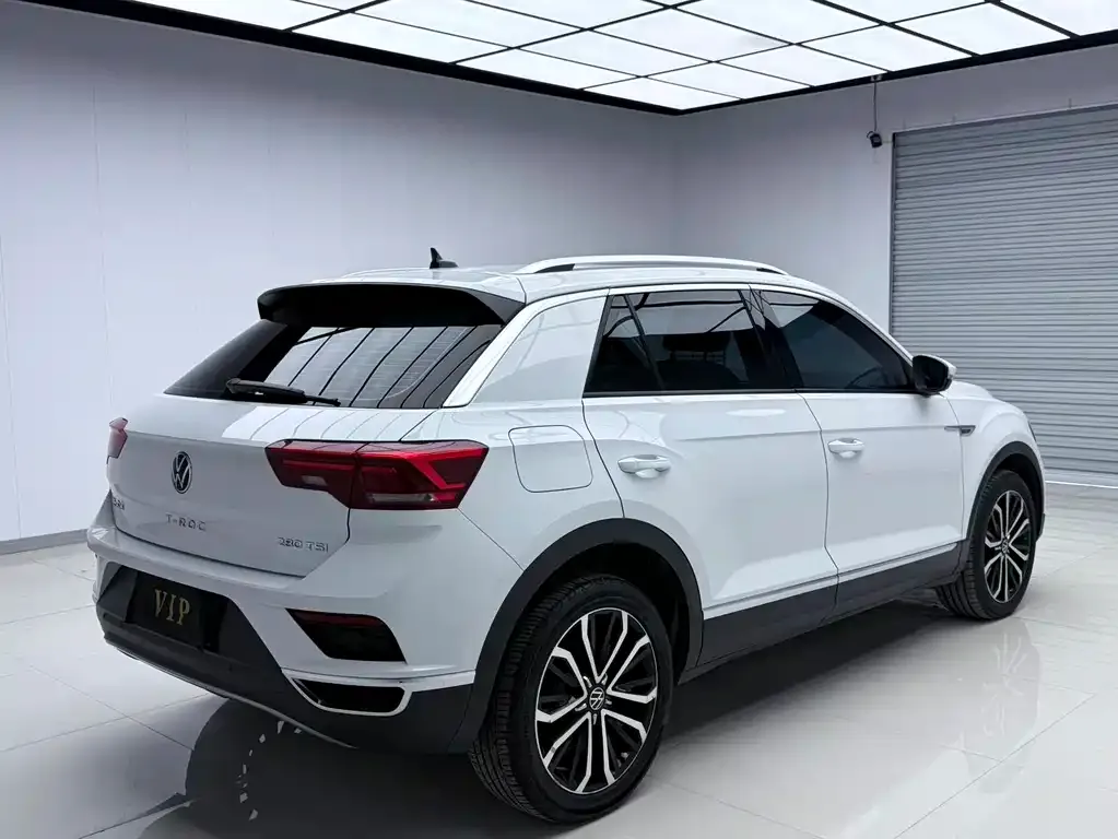 Volkswagen T-Roc 2023 из CN, фото 9