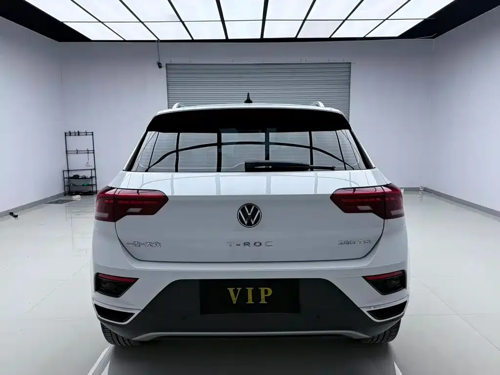 Volkswagen T-Roc 2023 из CN, фото 3