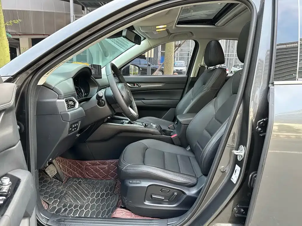 Mazda CX-5 2023 из CN, фото 2