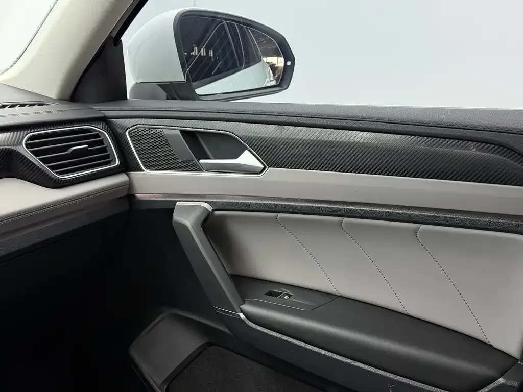 Volkswagen Tayron 2022 из CN, фото 8