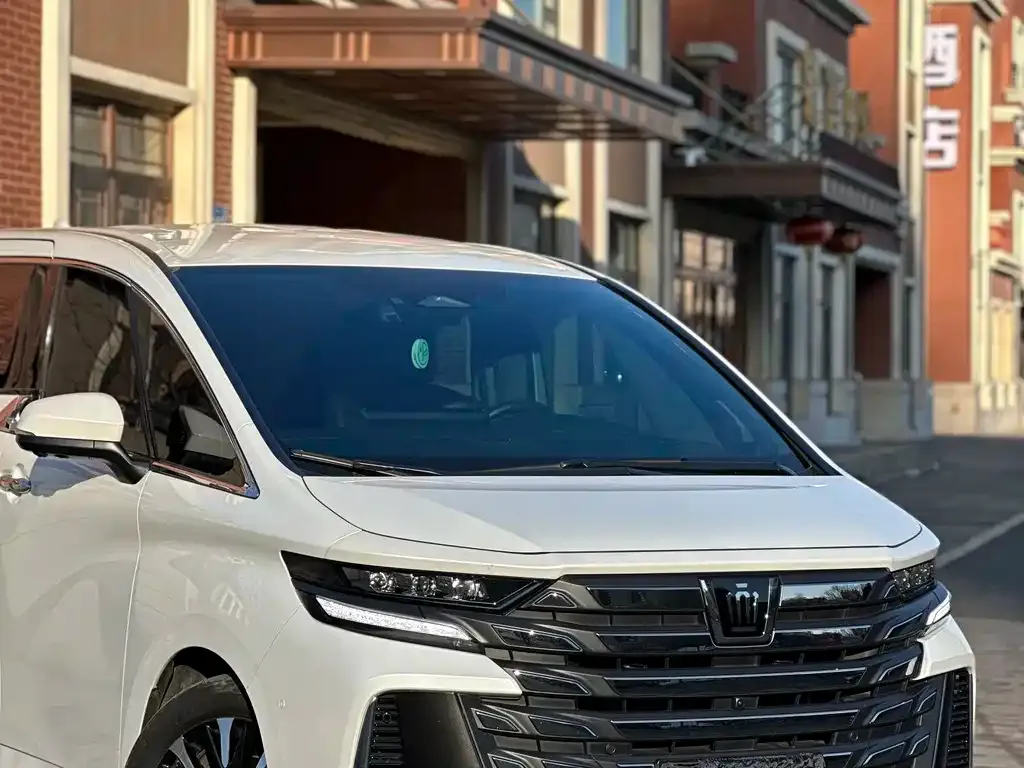 Toyota Vellfire 2024 из CN, фото 2