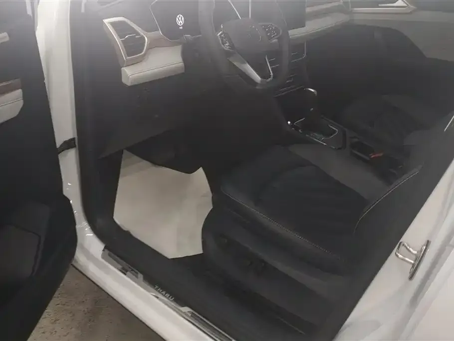Volkswagen Tharu 2023 из CN, фото 9
