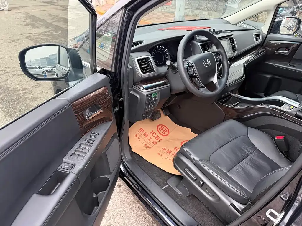 Honda Odyssey 2021 из CN, фото 4