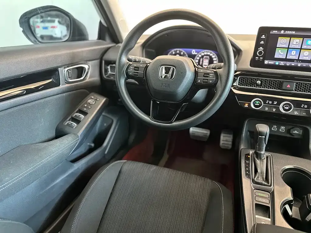 Honda Civic — фото 7