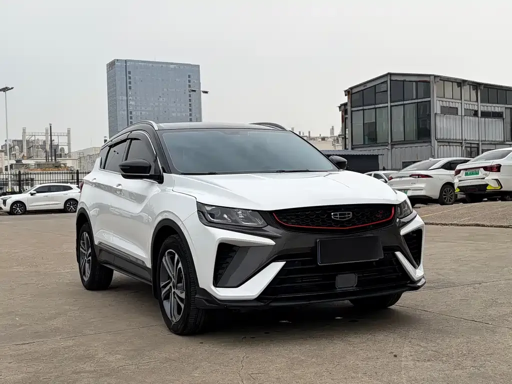 Geely Binyue 2022 из CN, фото 2