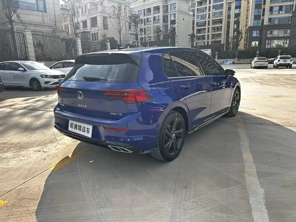 Volkswagen Golf 2021 из CN, фото 3