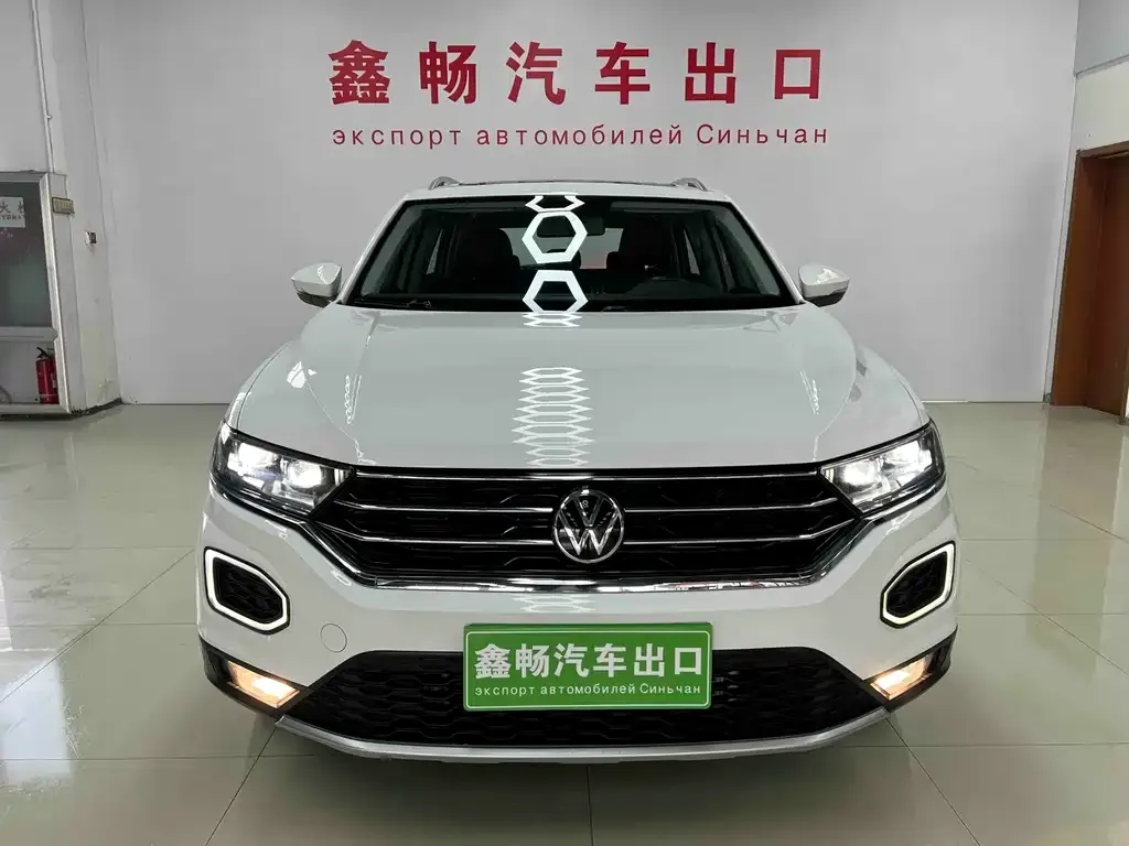 Volkswagen T-Roc 2023 из CN, фото 2