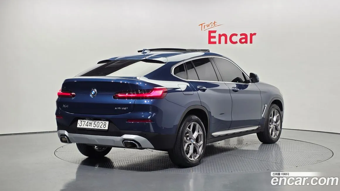 BMW X4 2022 из KR, фото 8