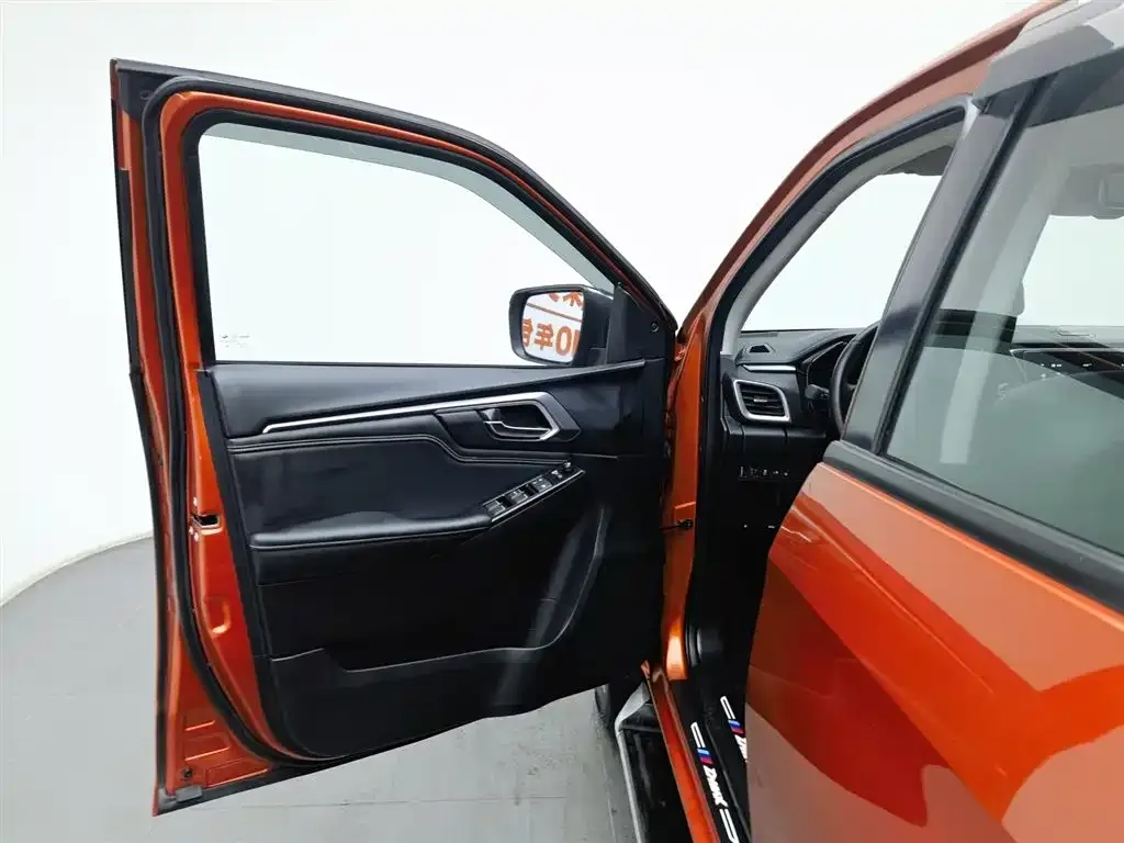 Isuzu D-MAX — фото 10