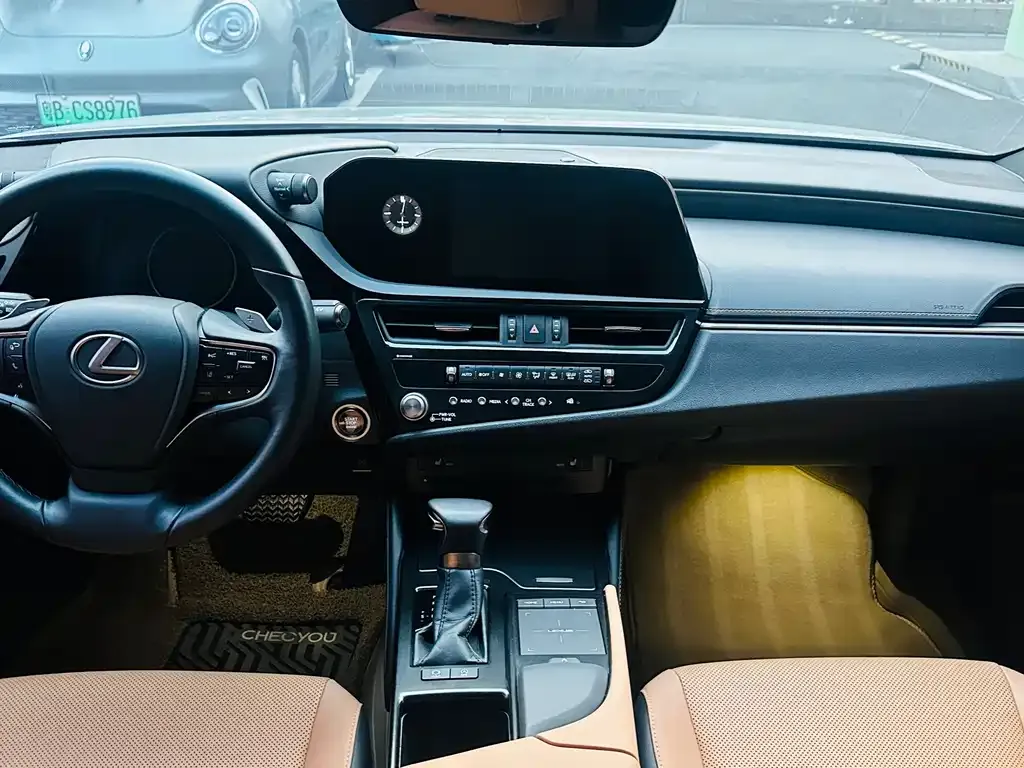 Lexus ES 2022 из CN, фото 4