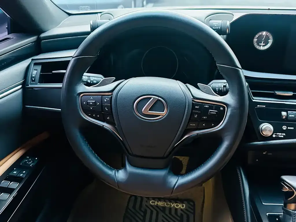 Lexus ES 2022 из CN, фото 2