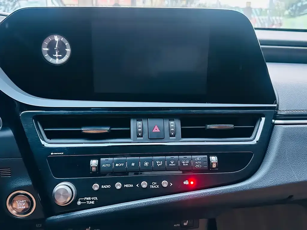 Lexus ES 2022 из CN, фото 7