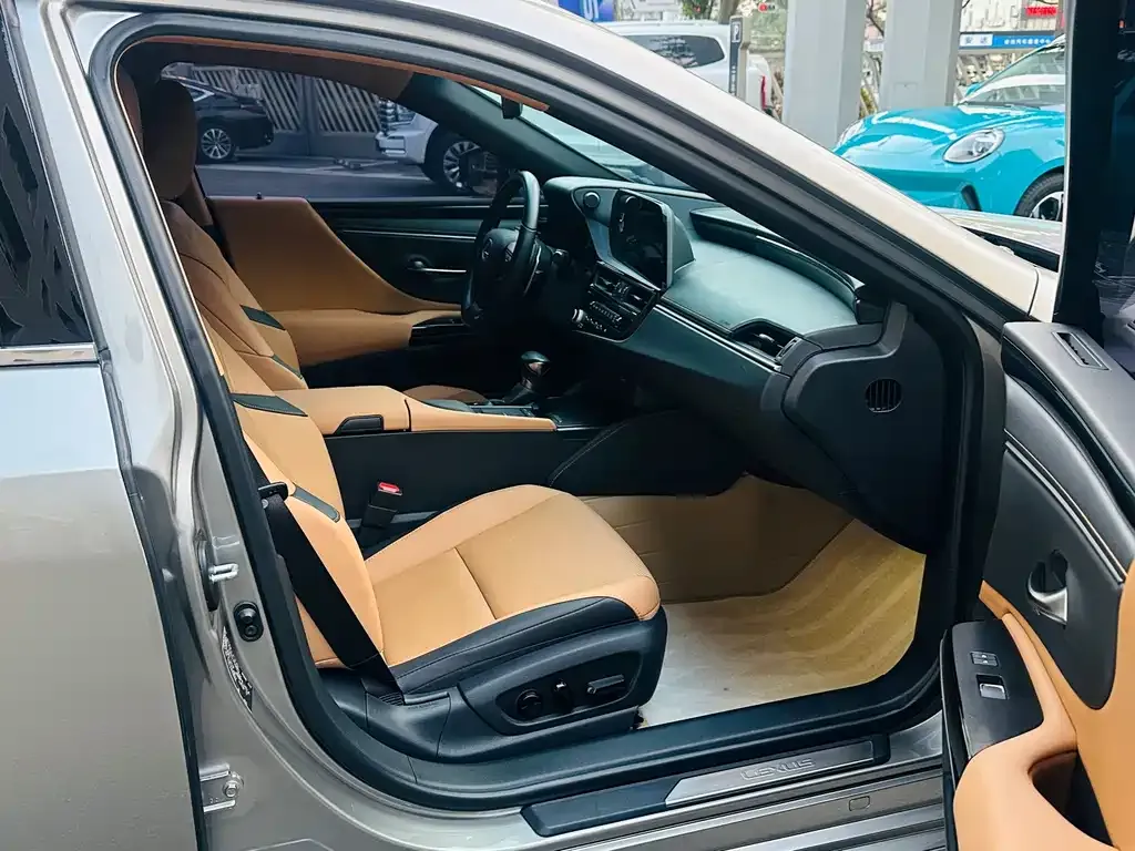 Lexus ES 2022 из CN, фото 3