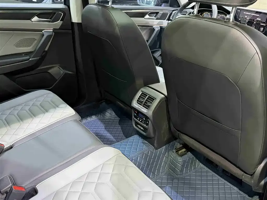 Volkswagen Tayron 2022 из CN, фото 8