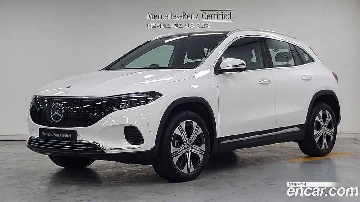 Mercedes-Benz EQA — фото 1