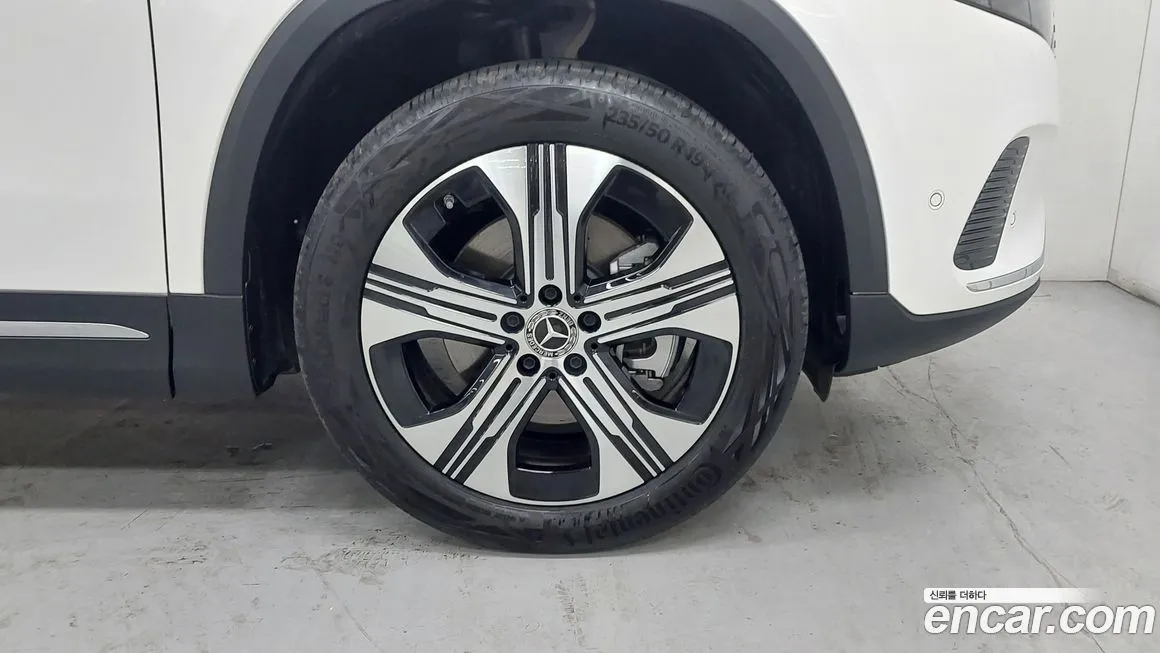 Mercedes-Benz EQA — фото 10
