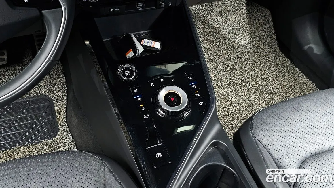 Kia Niro — фото 10