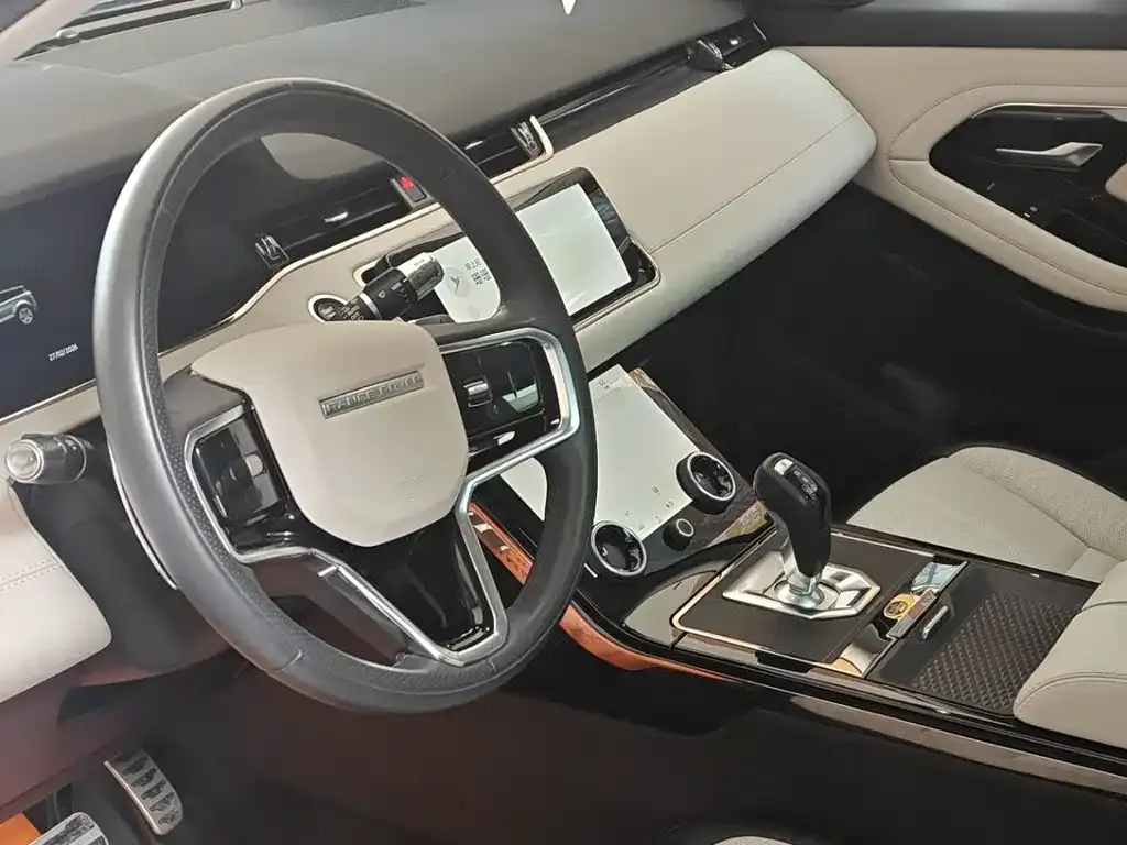 Land Rover Evoque — фото 7
