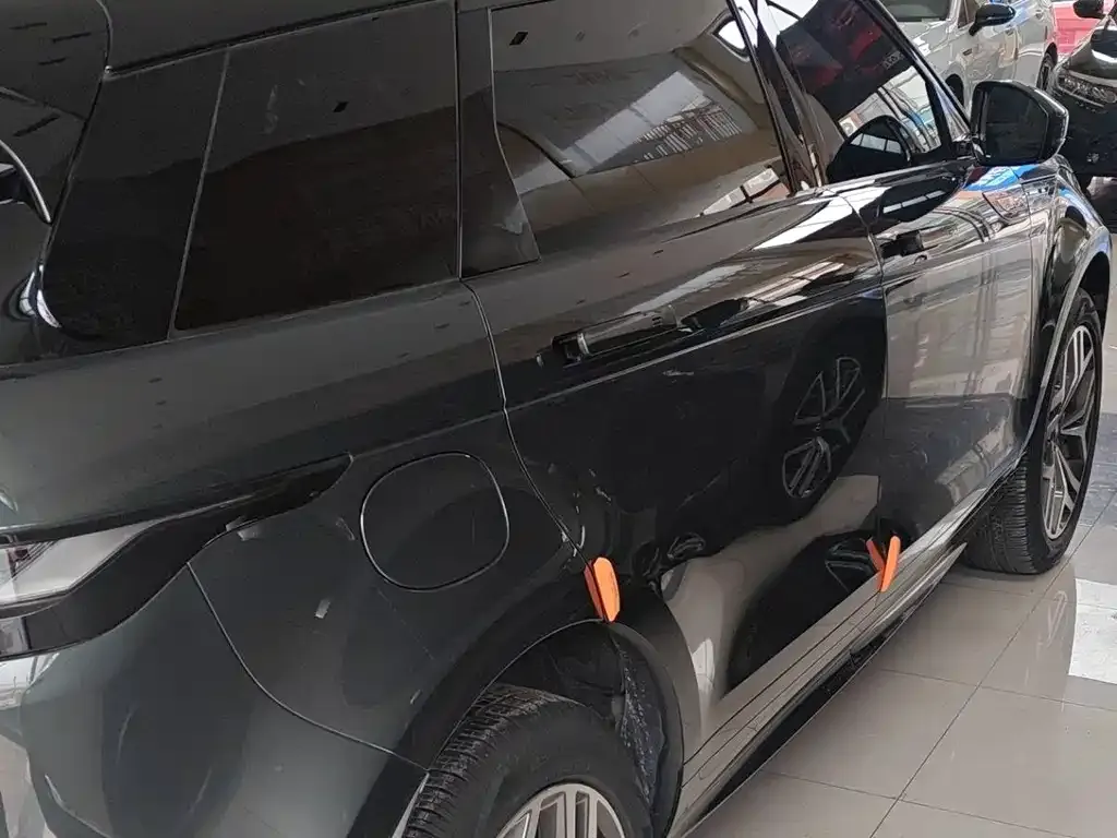 Land Rover Evoque — фото 9