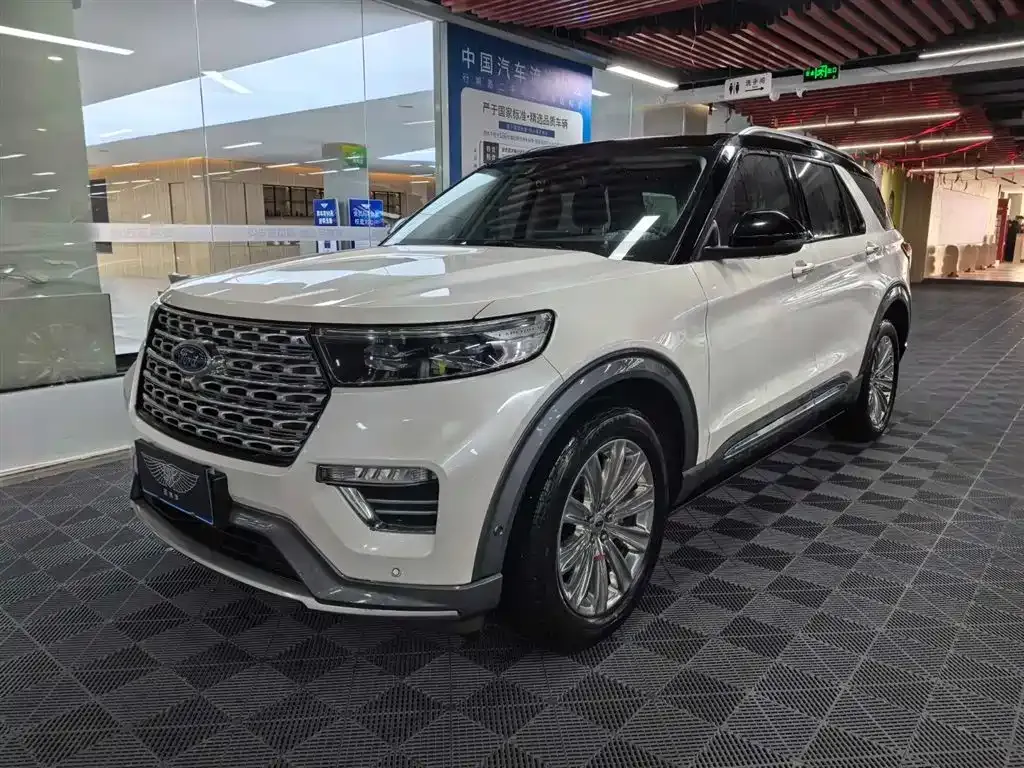 Ford Explorer 2021 из CN, фото 1